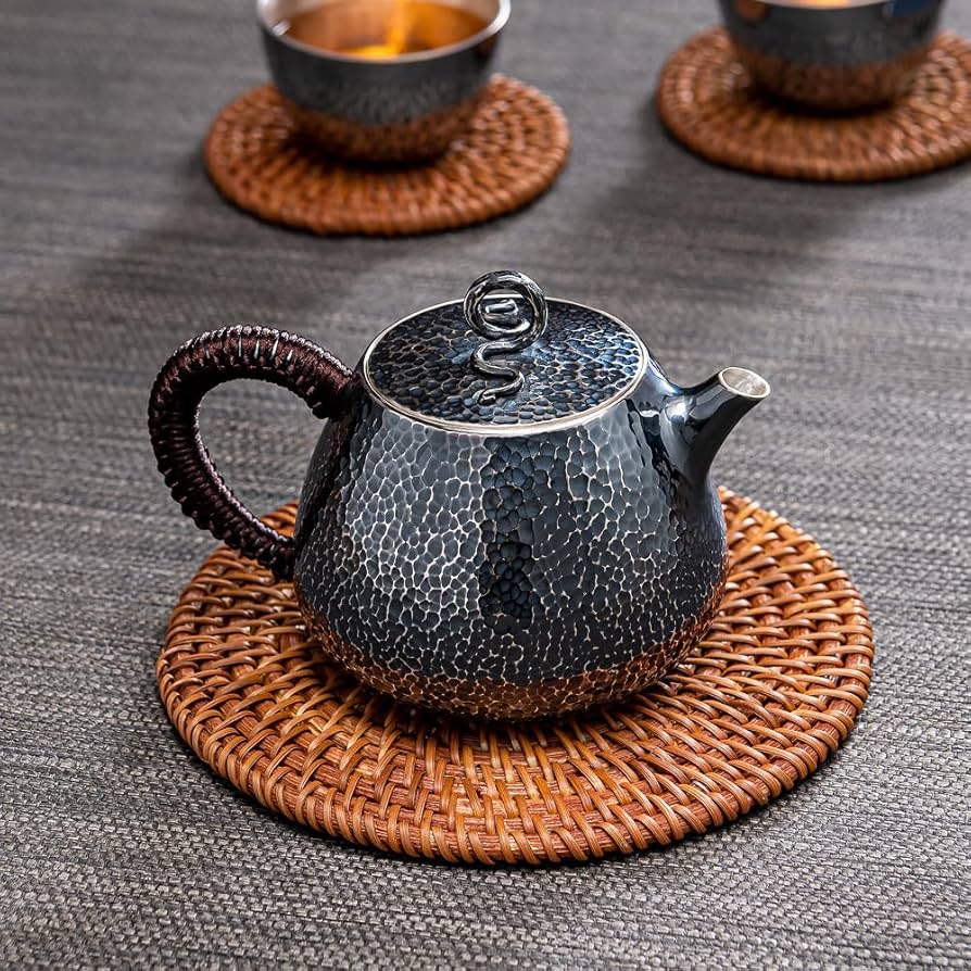 Amazon.com: GuiYinTang 999 純銀茶壺使用全銀片用於手工銀壺: 居家與廚房