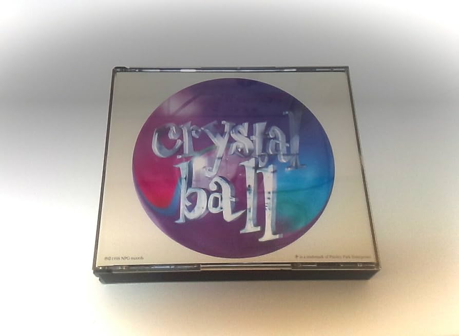 Amazon.co.jp: クリスタル・ボール - アーティスト・フォーマリー