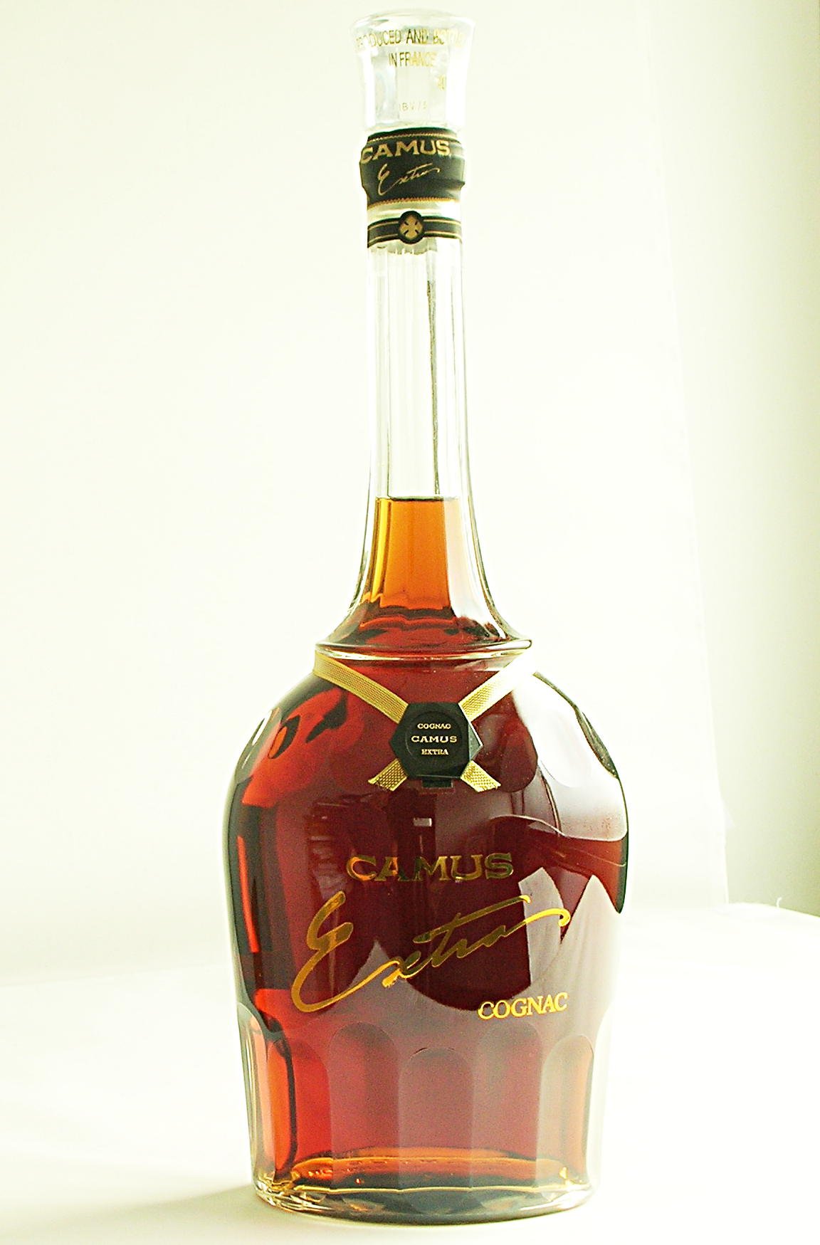 Amazon.co.jp: カミュ エクストラ 700ml 40度 箱付 10年古酒