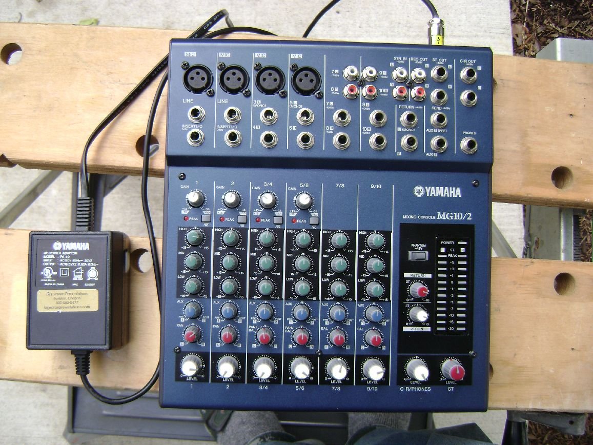 Amazon.co.jp: YAMAHA ミキシングコンソール [MG10/2] : 楽器・音響機器