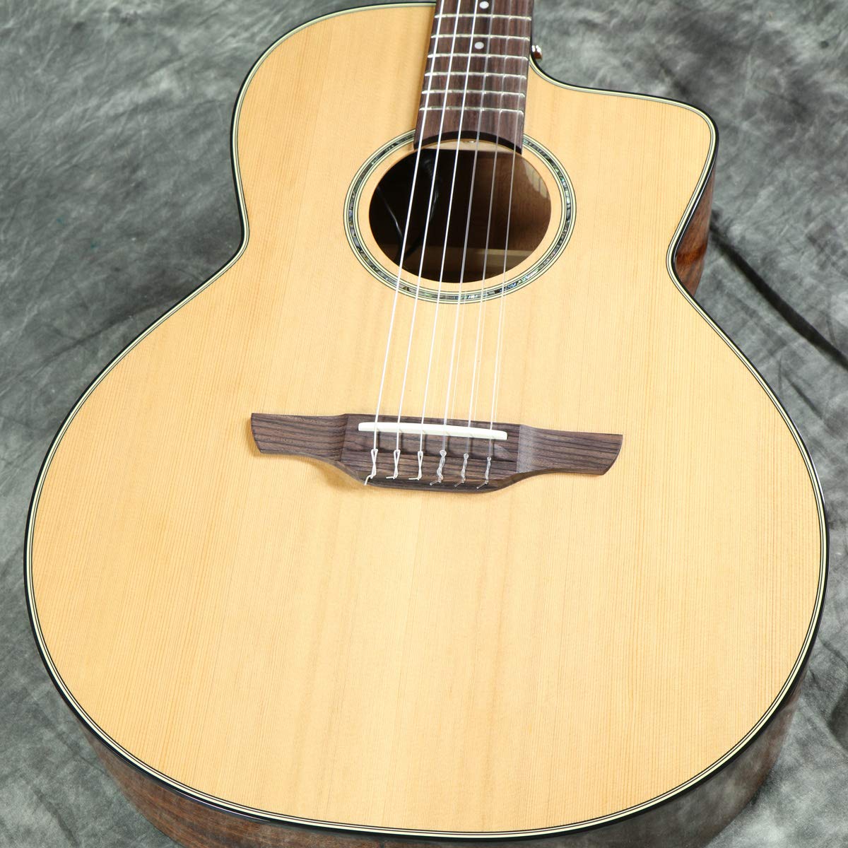 Amazon | Takamine PTU620NC N エレガットギター 600シリーズ