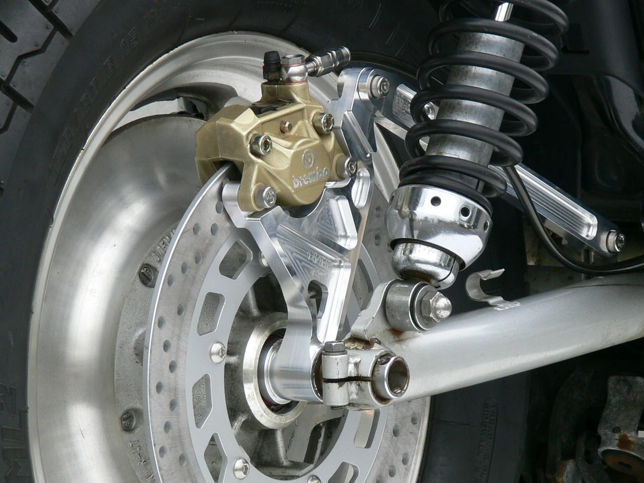 Amazon | オーヴァーレーシング(OVER RACING) リアキャリパーサポート