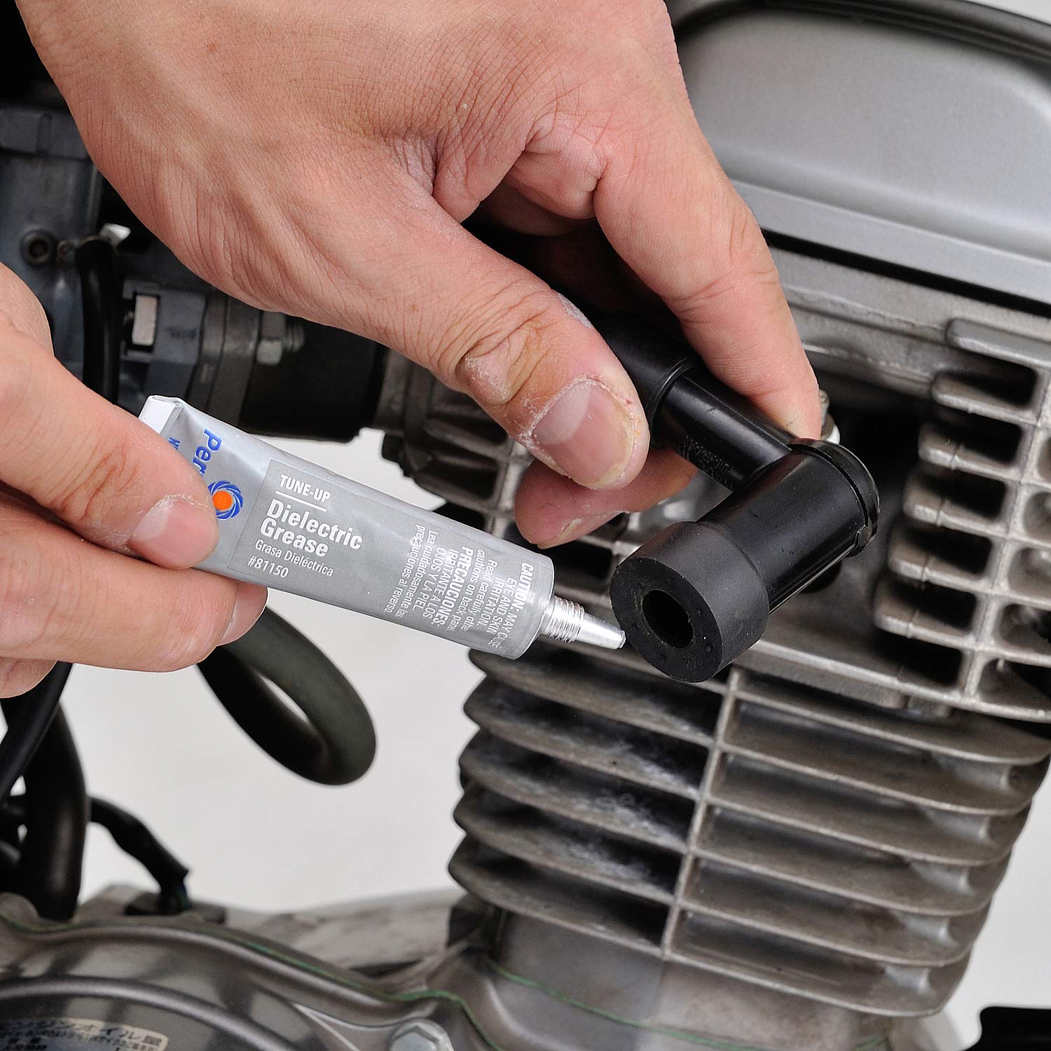 Amazon.co.jp: Daytona Permatex Contact Protection Grease 9g 97379