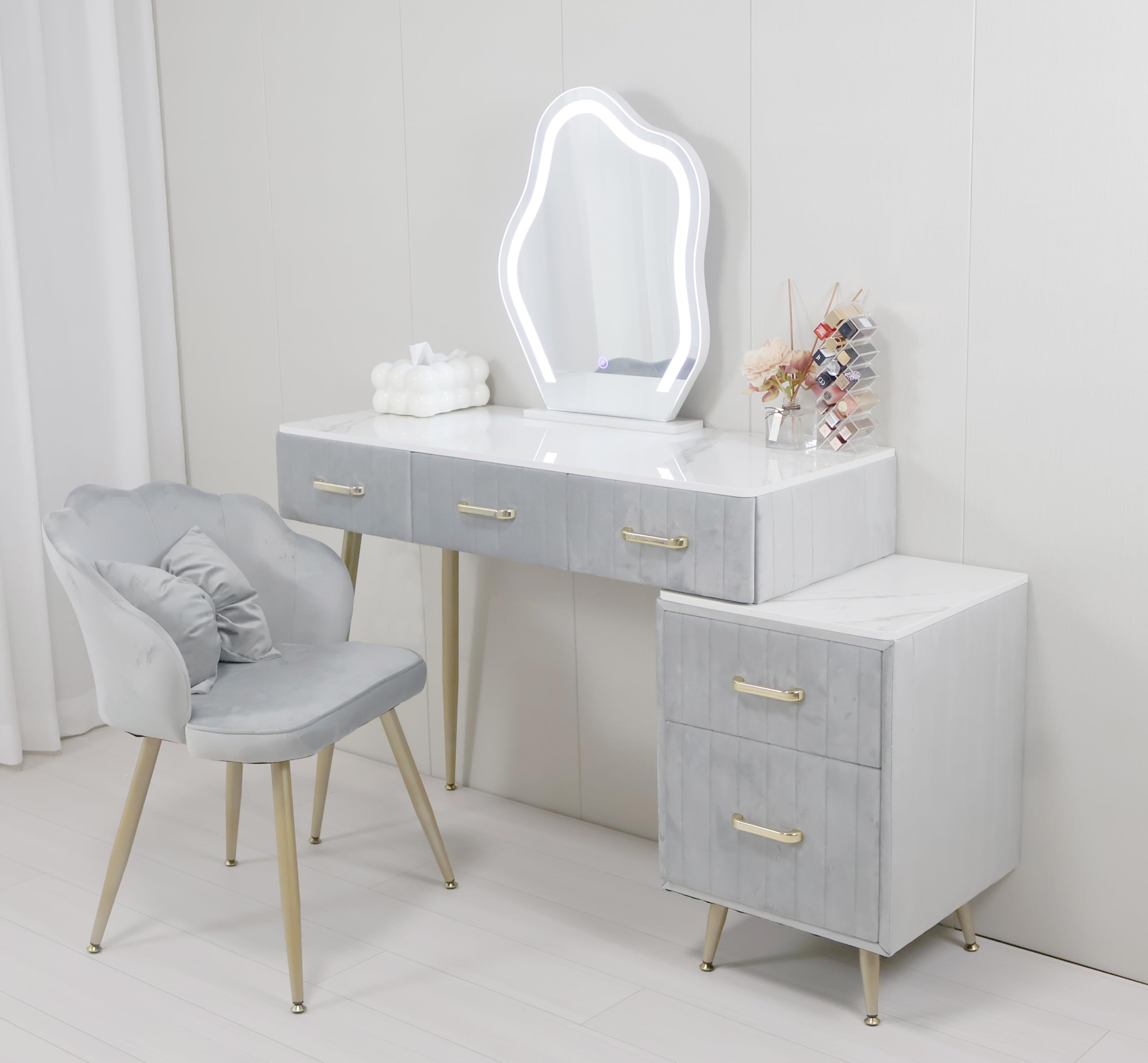 Amazon｜モダンドレッサー 木製引き出し付き 大理石天板 鏡台 化粧台