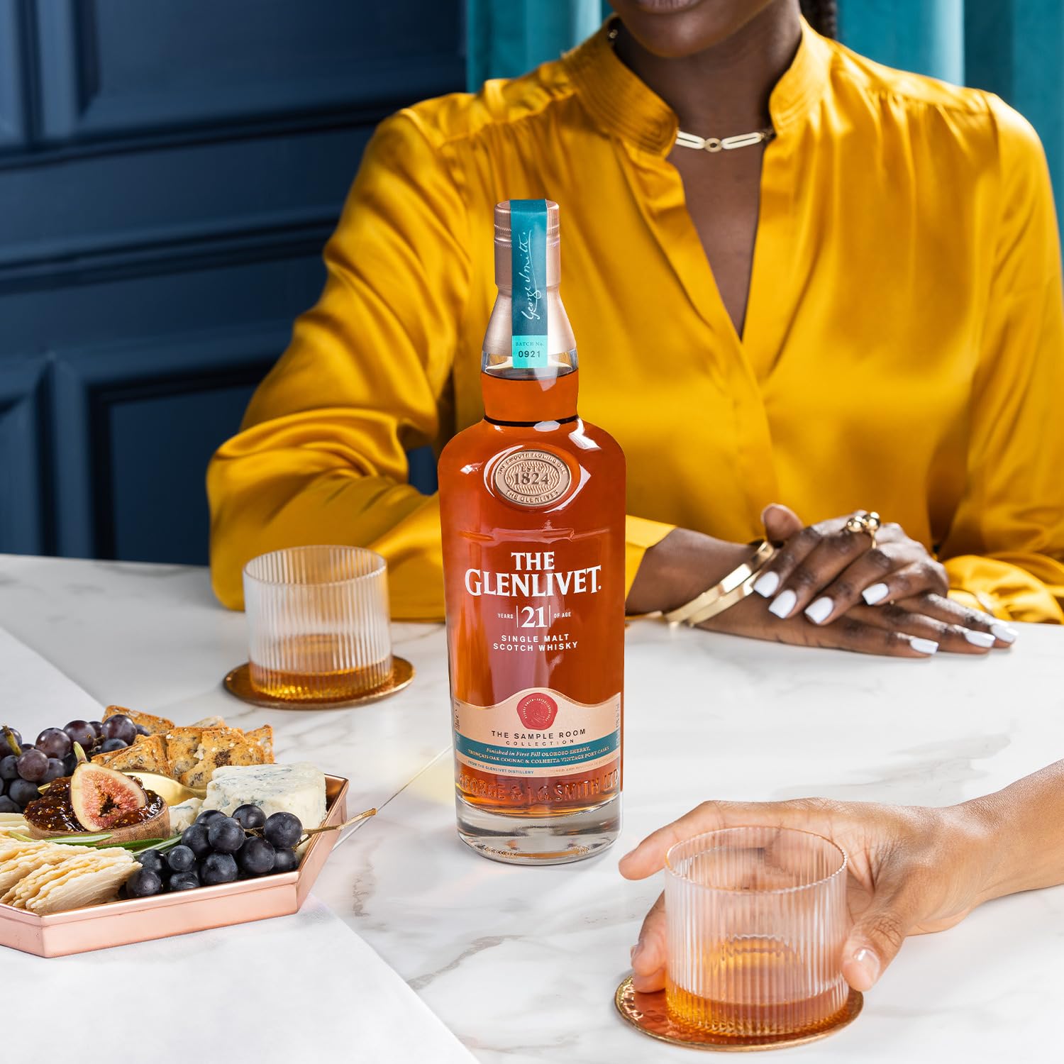 Amazon.co.jp: ザ・グレンリベット アーカイブ21年 シングルモルト