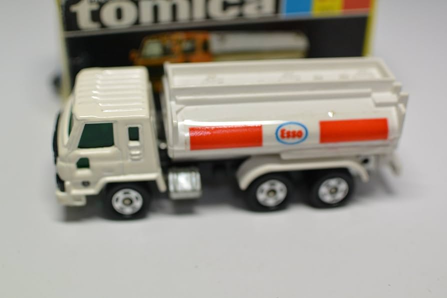 Amazon | トミカ 黒箱 57 日産 ディーゼル タンクローリー 1/100 日本