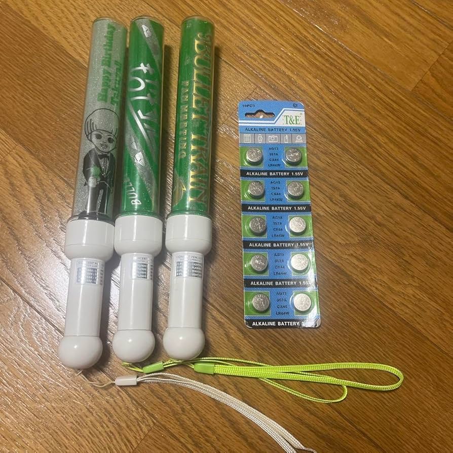 Amazon.co.jp: 超特急 タクヤ ペンライト 初代 2代目 生誕祭 : 産業