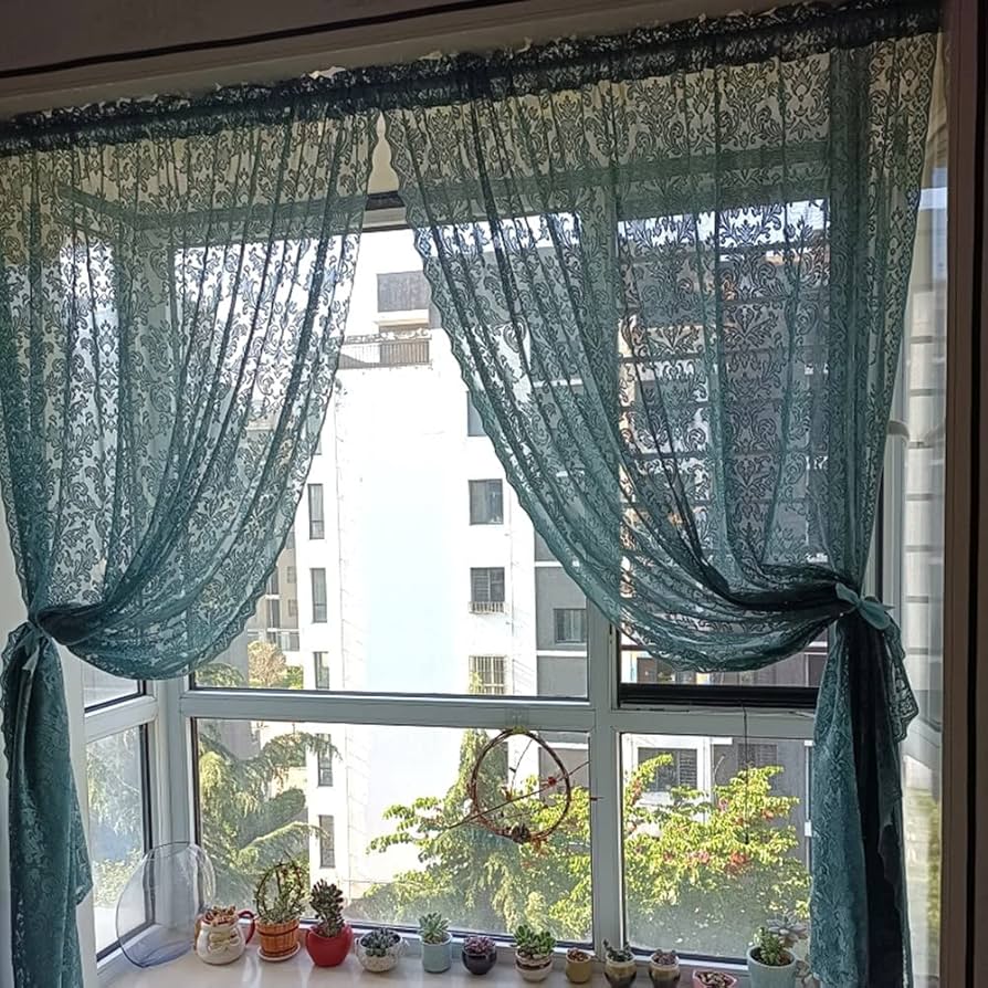 Amazon｜アンティーク風レースカーテン アメリカンカントリー花柄刺繍
