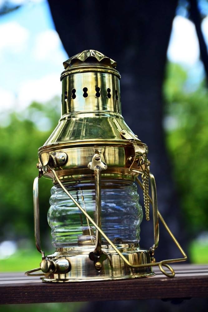 Amazon.co.jp: Roost Outdoors Brass Oil Ship Lantern (真鍮 オイル