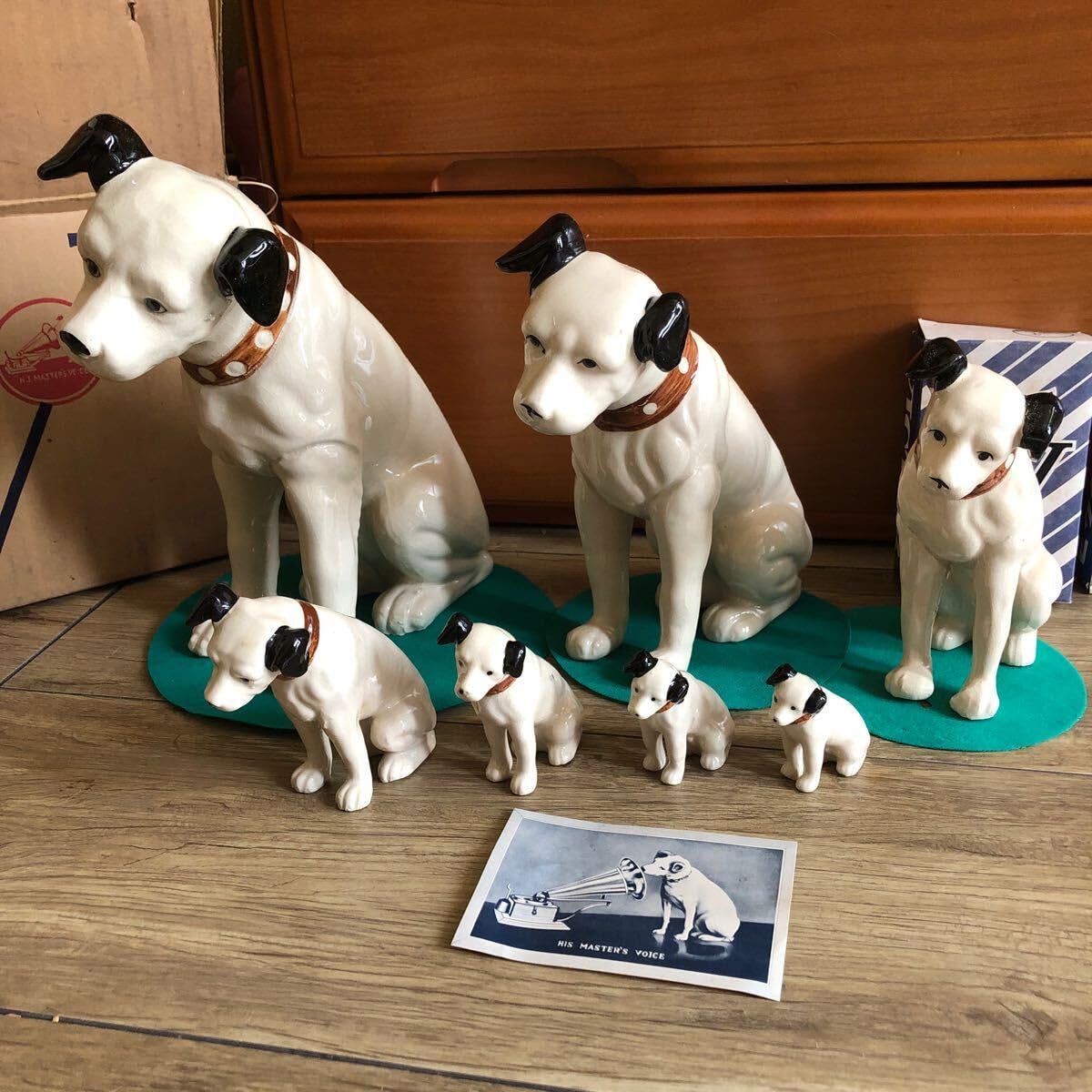 ふ*︎様 美品！ ニッパー犬と蓄音機の3点セット陶器製 ☆Victor