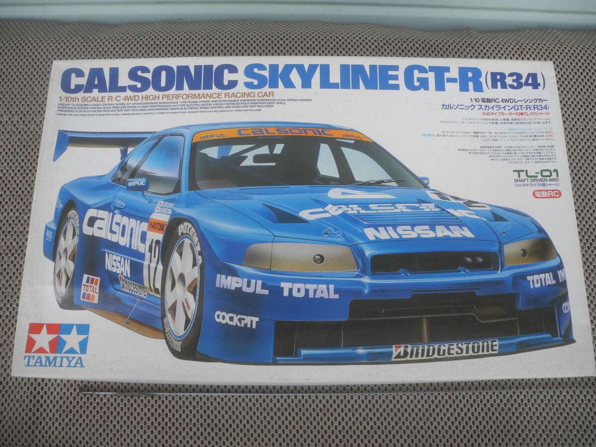 Amazon.co.jp: カルソニック/スカイライン GT-R R34 / 1/10 電動RC