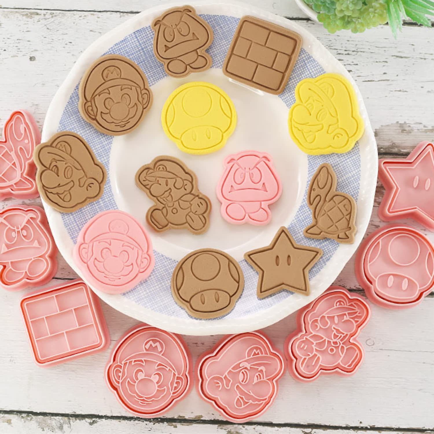 Amazon | Crethinkクッキーカッター-8プラスチッククッキースタンプ