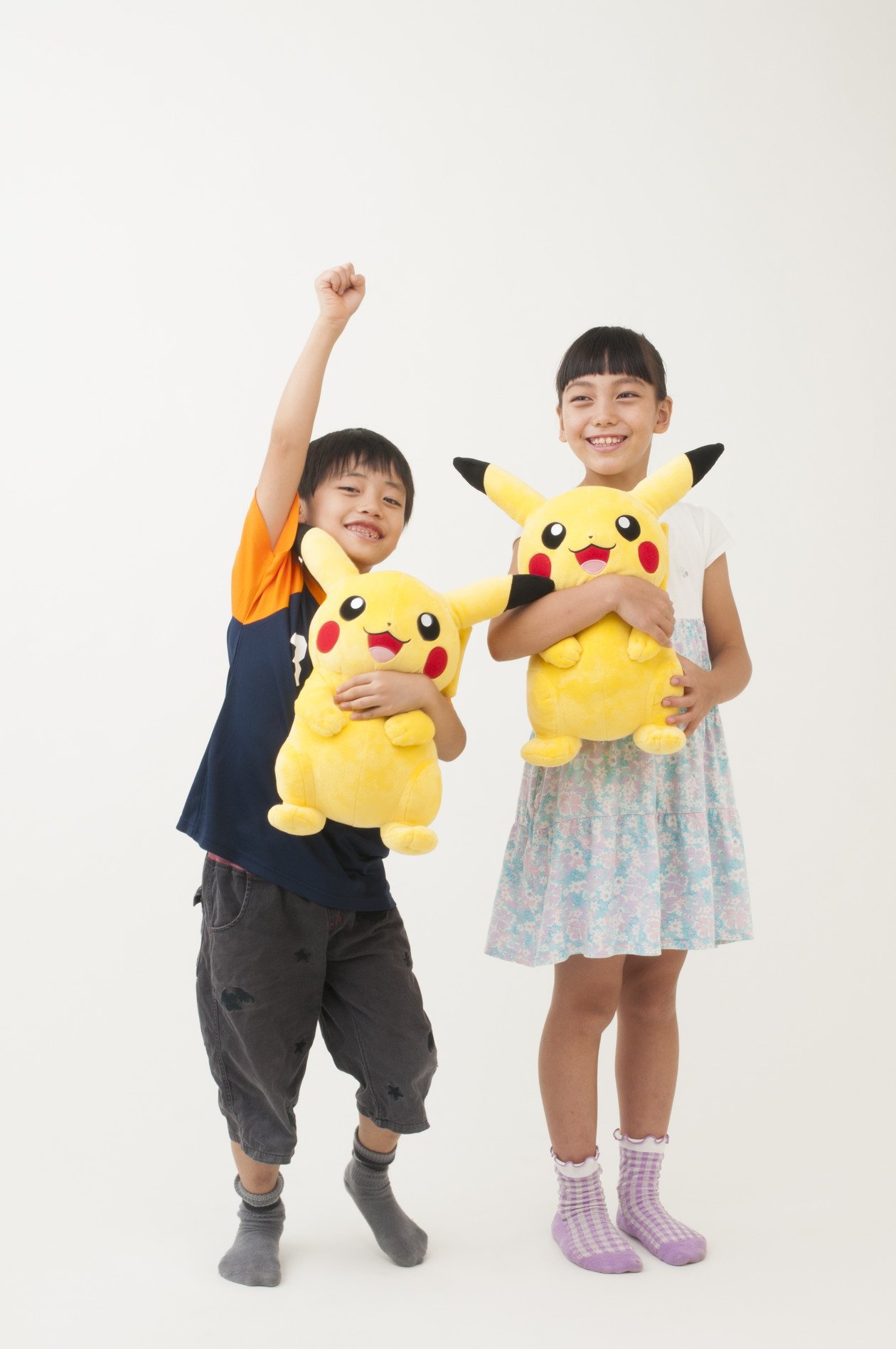 Amazon.co.jp: ぬいぐるみ 等身大ピカチュウ : おもちゃ