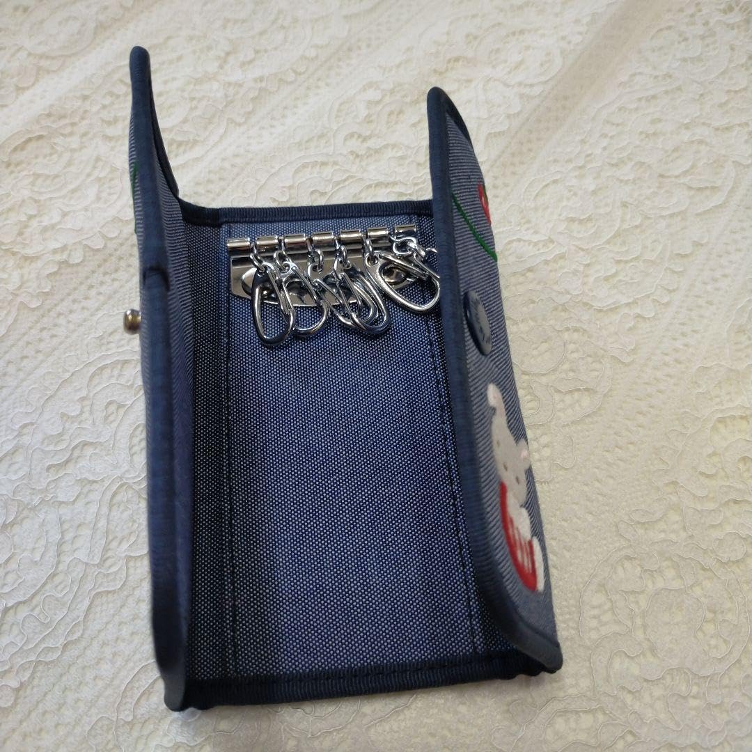 Amazon.co.jp: ファミリア キーケース 刺繍 familiar : ファッション