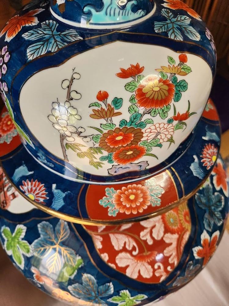 薩摩 特大 沈香壺 花鳥図 高さ約127cm 飾壺 特大花瓶 牡丹 孔雀 金彩