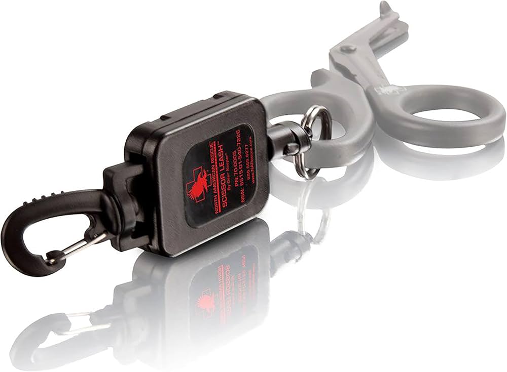Amazon.com: North American Rescue Retractable Scissor Leash with