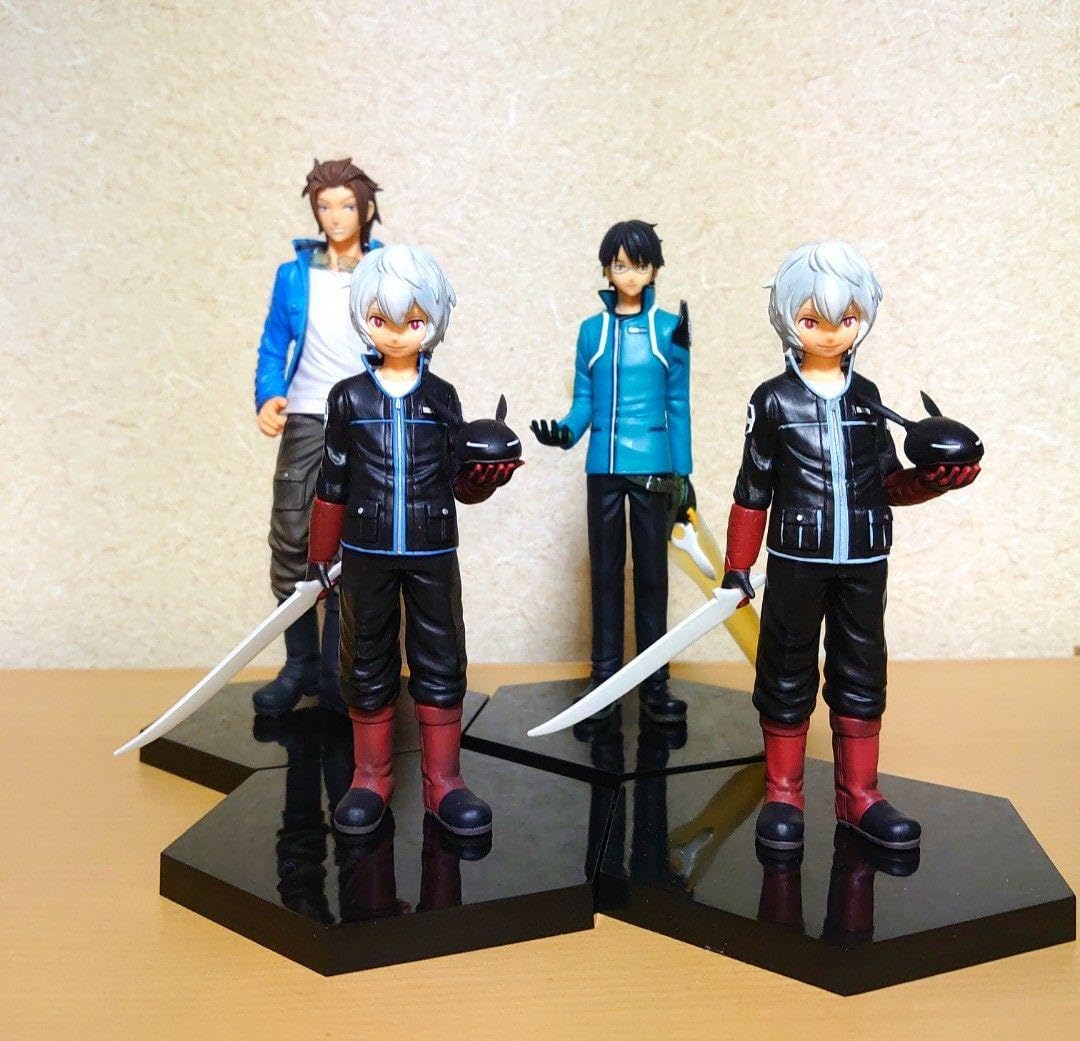 Amazon | ワールドトリガー DXF 空閑遊真 迅悠一 三雲修 フィギュア