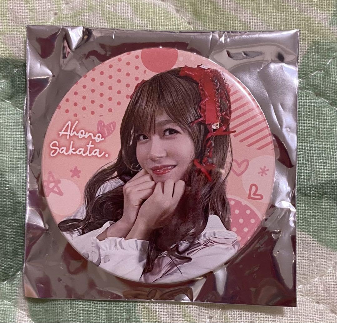 Amazon.co.jp: 浦島坂田船 となりの坂田 さかこ缶バッジ : おもちゃ