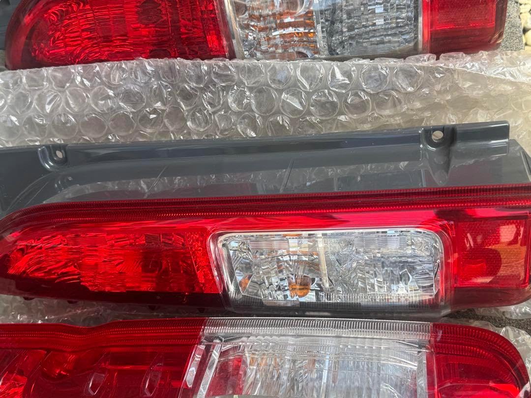 テールランプ 4個セット レッド/クリア ヴェゼルru3 テールランプ 4個