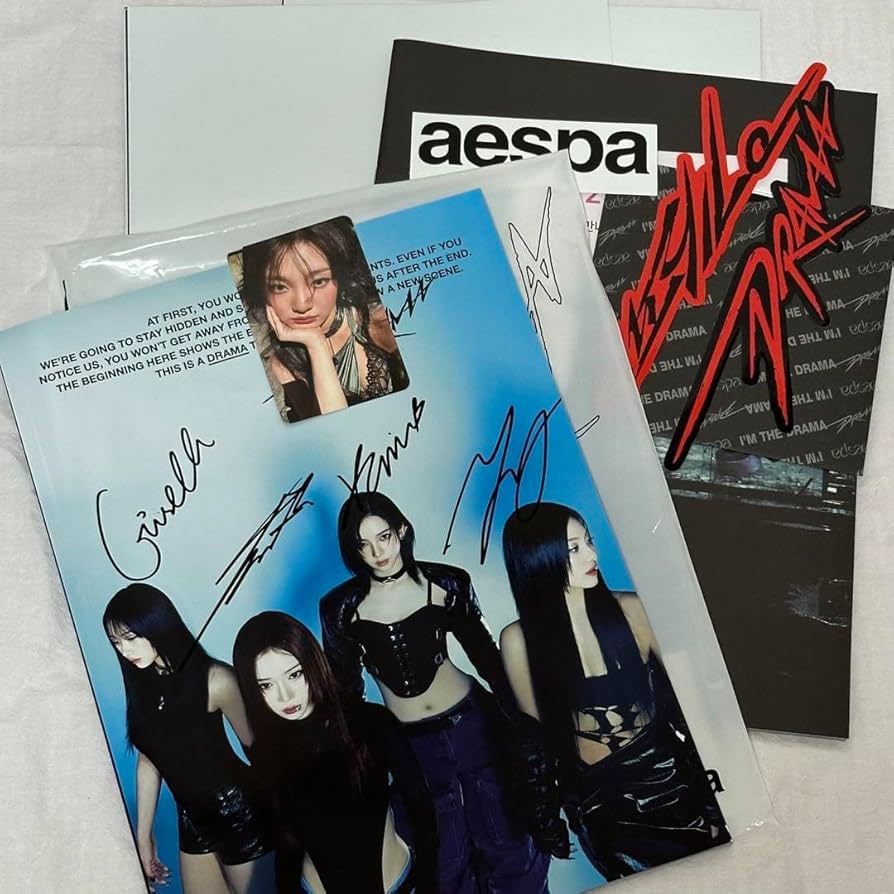 Amazon.co.jp: aespa エスパ 直筆サイン入り アルバム drama : おもちゃ