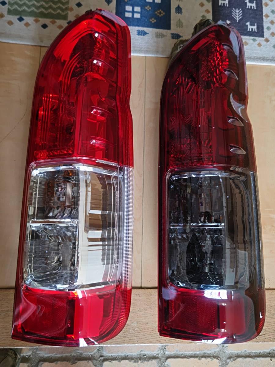 Amazon.co.jp: ハイエース200系 純正、社外テールをキャンディー