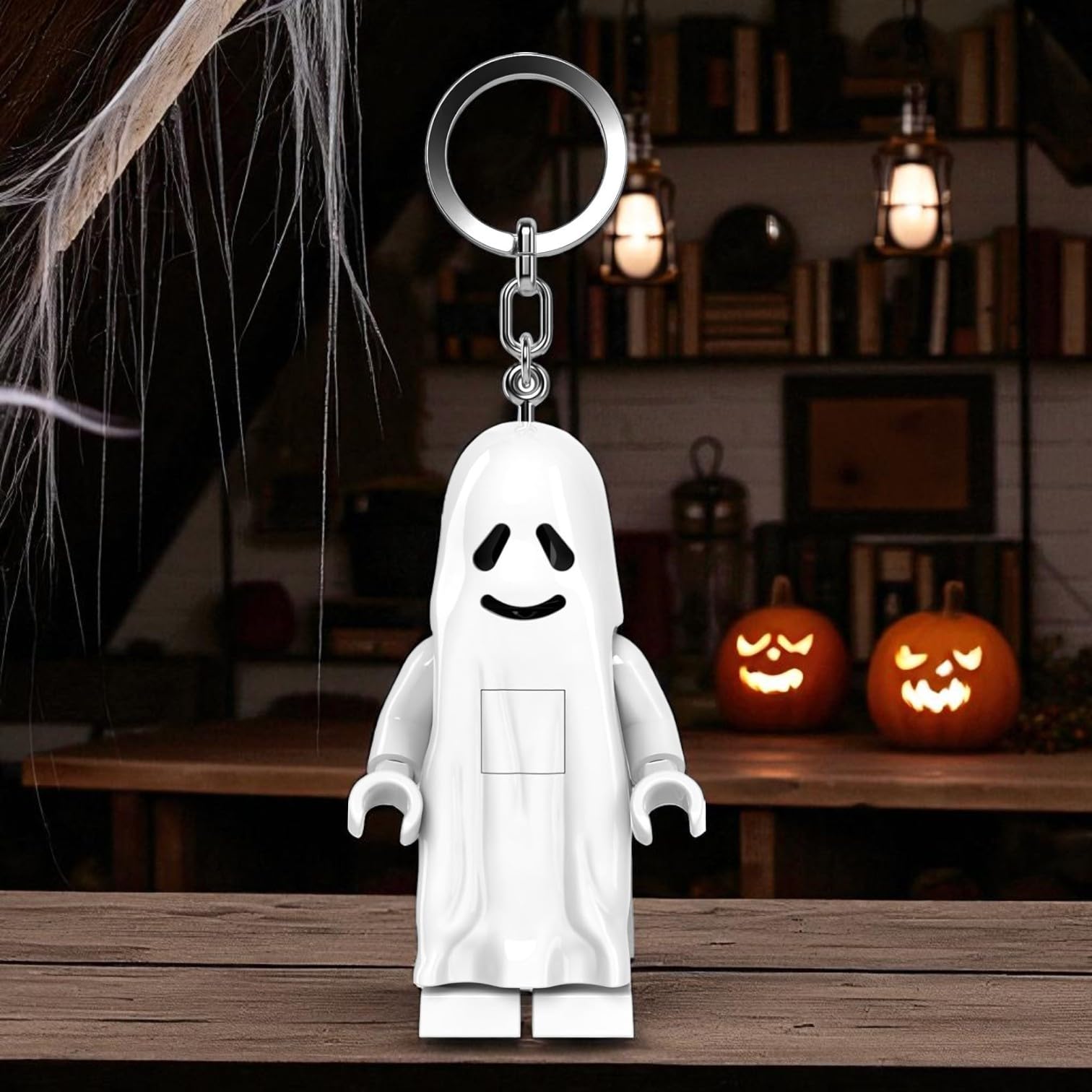 Amazon.com: LEGO Minifigures Keychain Light - Ghost (KE48H), Extra