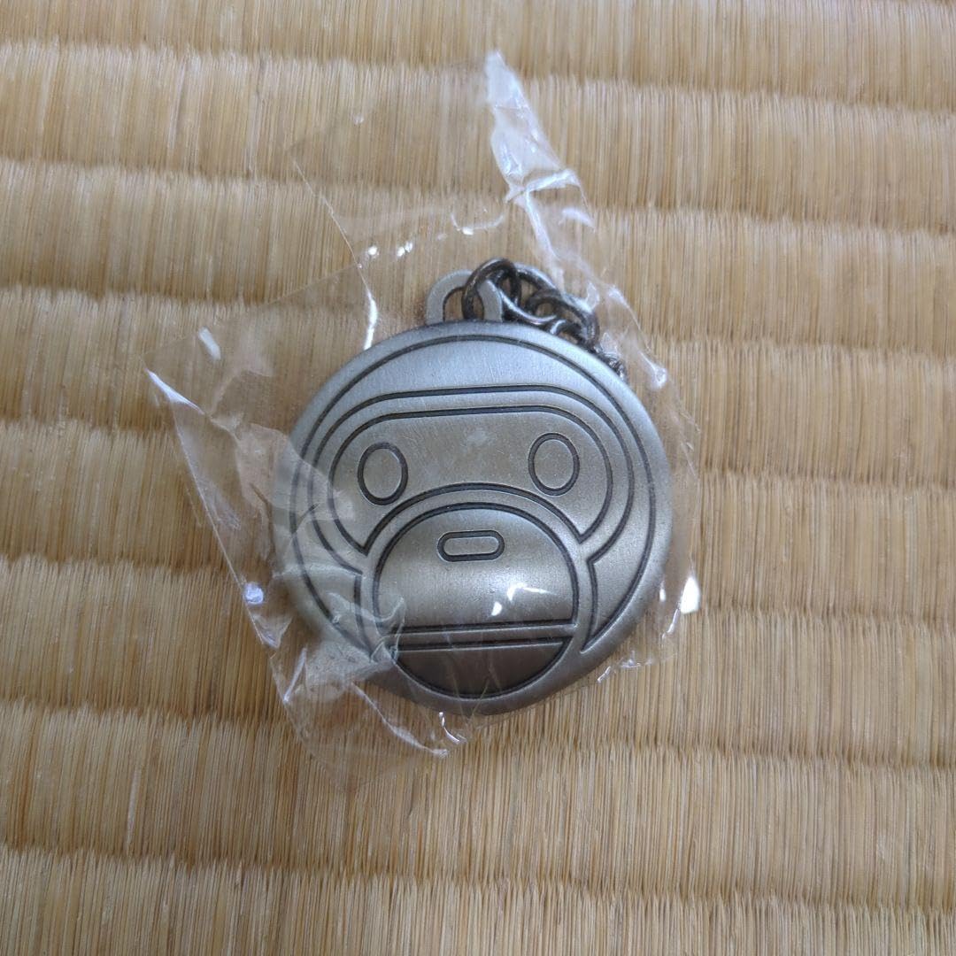 Amazon.co.jp: APE エイプ キーホルダー シルバー : ファッション