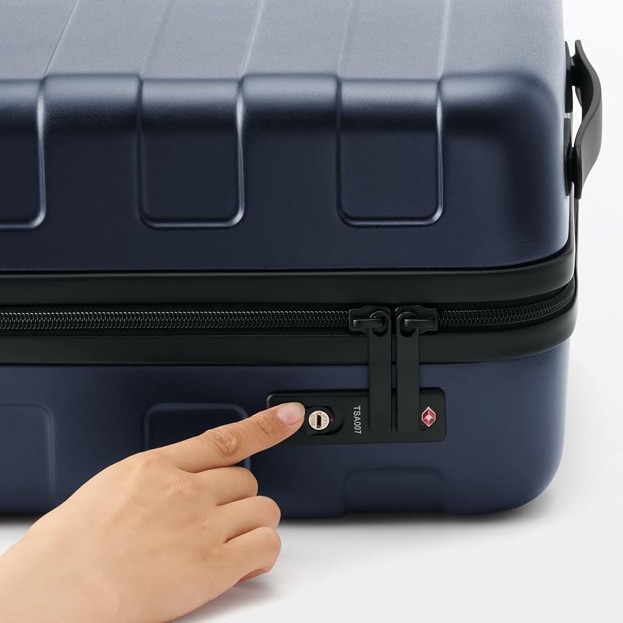 Amazon | 無印良品 キャリーケース(20L) バーを自由に調節できる