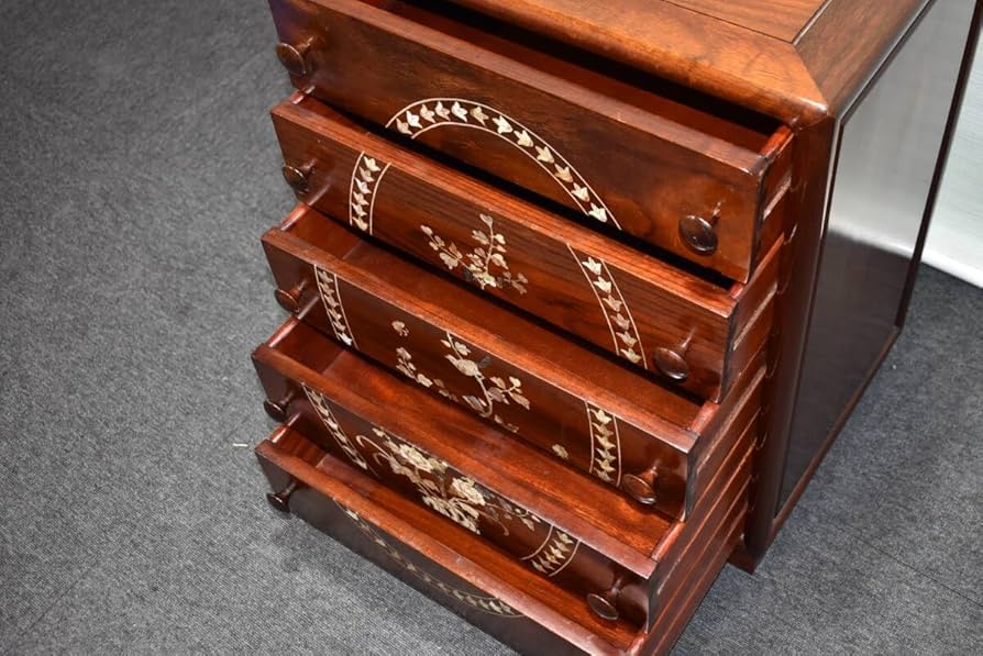 韓国 中国 唐木 螺鈿 象嵌 漆 キャビネット 箪笥 龍のデザイン 韓国