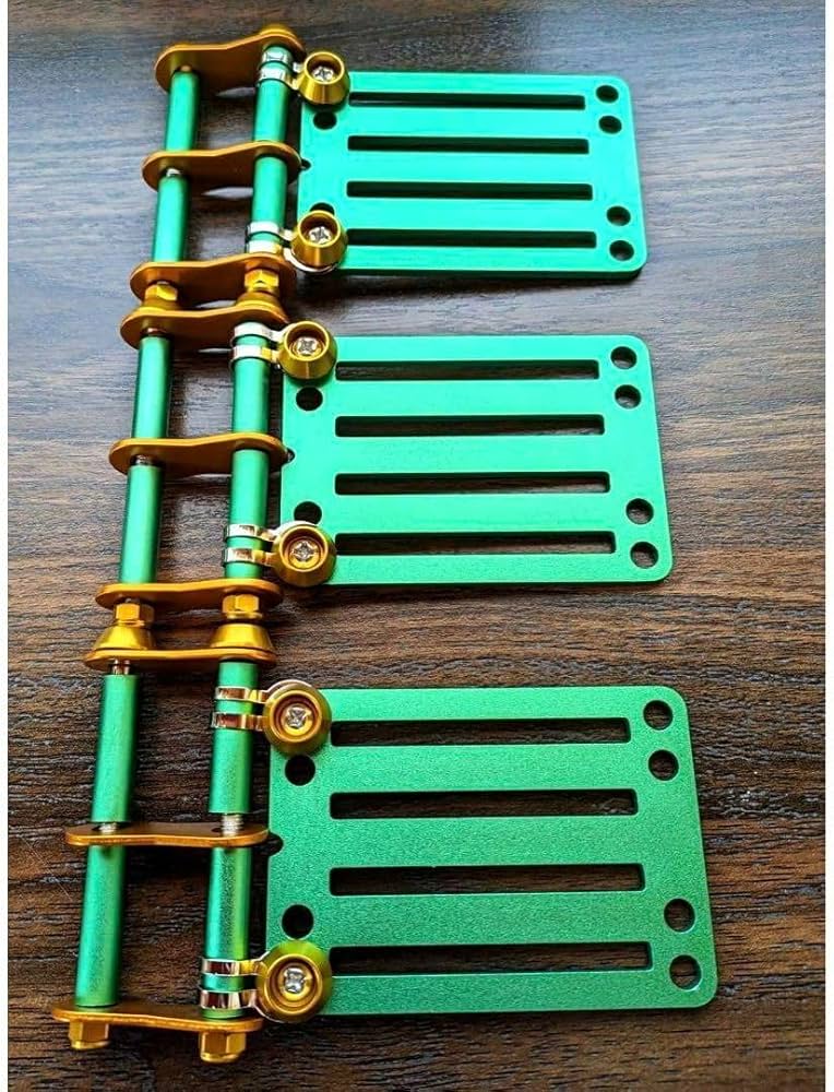 Amazon.co.jp: 緑×金 2連チェーン付 カスタムニックス風ベルトループ