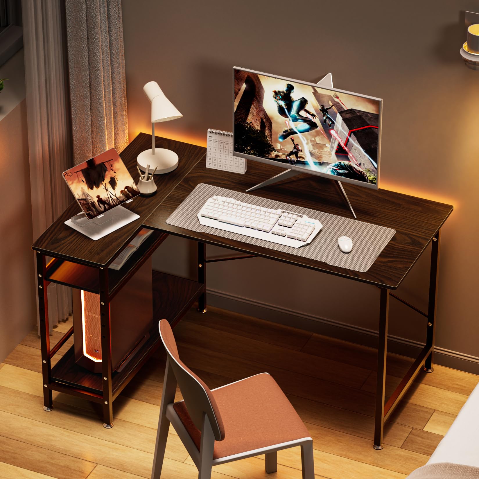 Amazon | DEWEL L字型デスク 収納ラック付き 幅130 モニタアーム対応