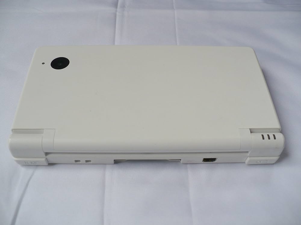 Amazon | ニンテンドーDSi ホワイト【メーカー生産終了】 | ゲーム機本体