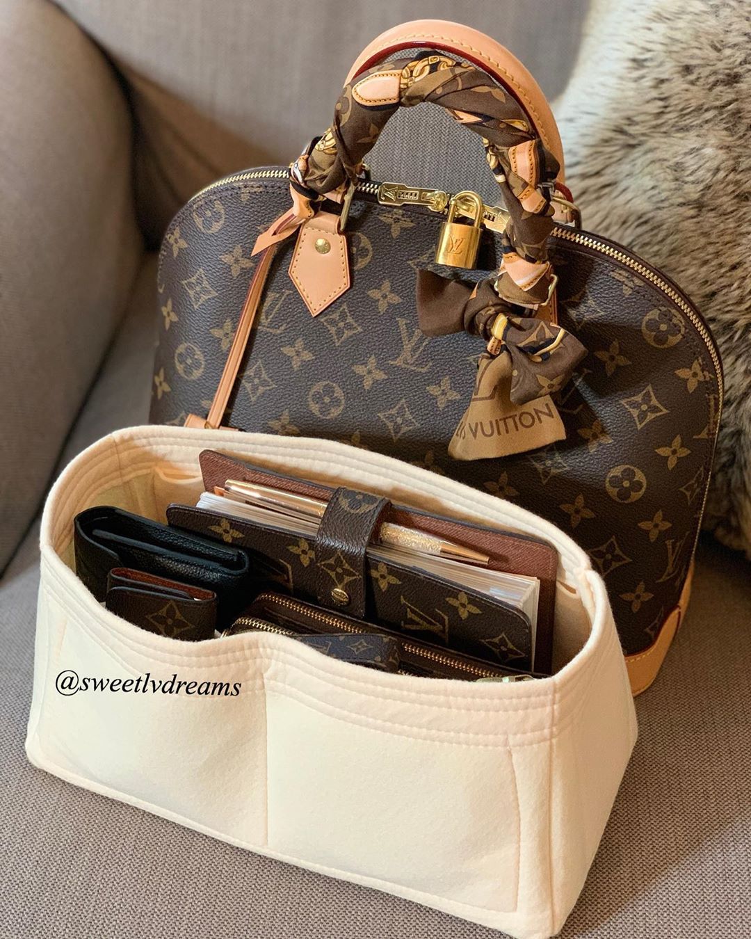 Amazon.com: Zoomoni Bag Organizer for Louis Vuitton Saint Cloud GM
