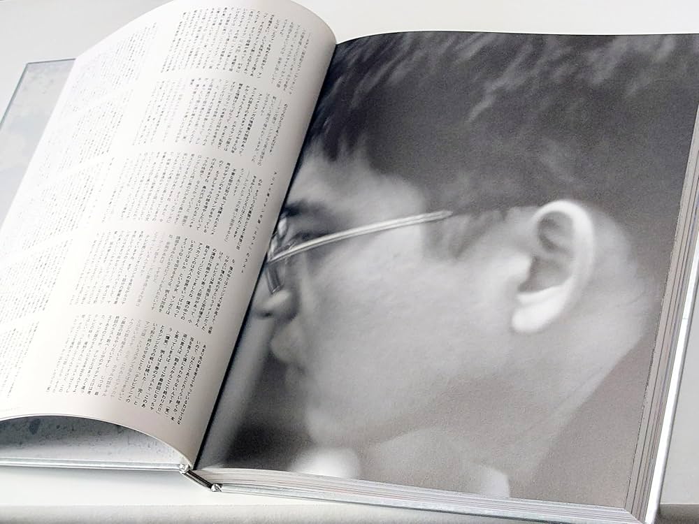 Amazon.co.jp: DER MOND 限定版: 貞本義行画集 (ニュータイプイラスト