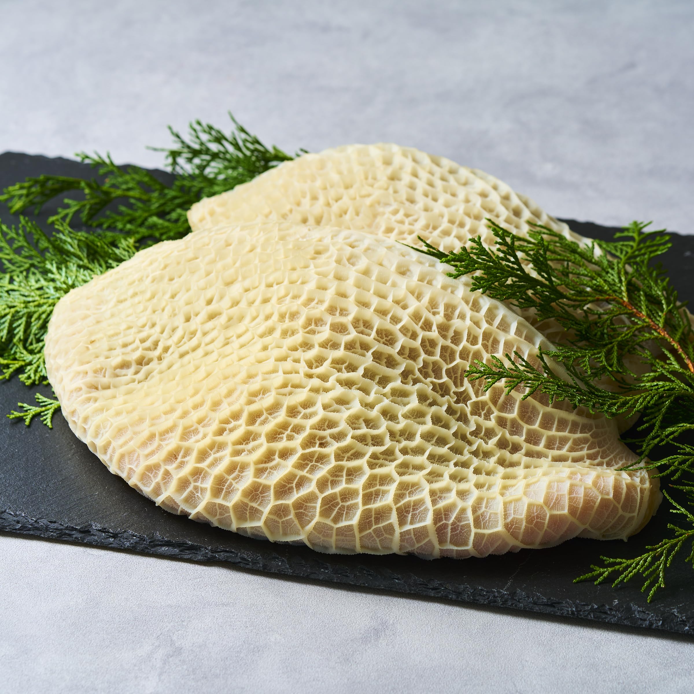 Amazon.co.jp: ハチノス 1kg 下処理済 冷凍 ホルモン 牛モツ トリッパ