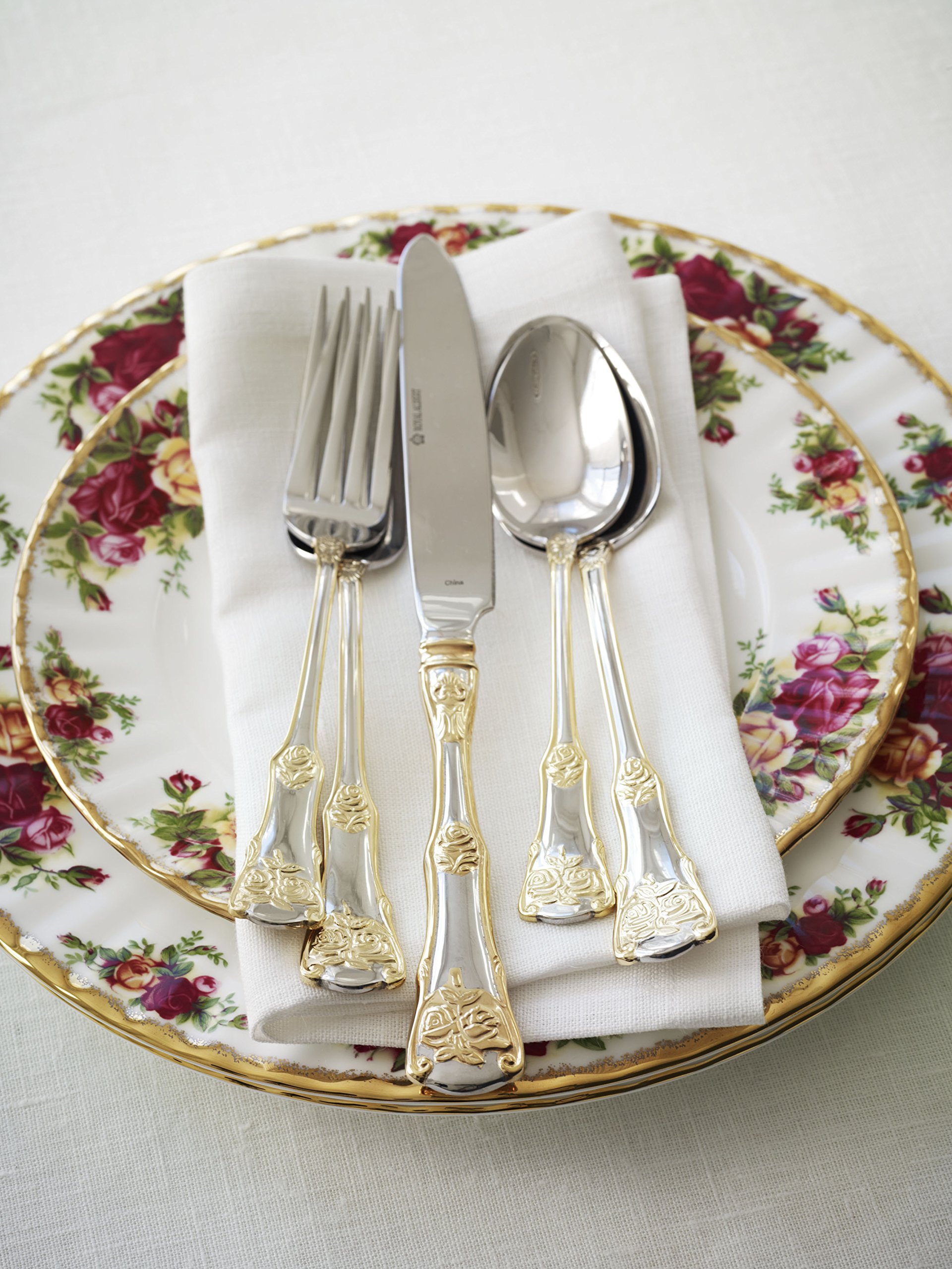 Amazon.com: Royal Albert Old Country Roses 20-Piece Flatware Set