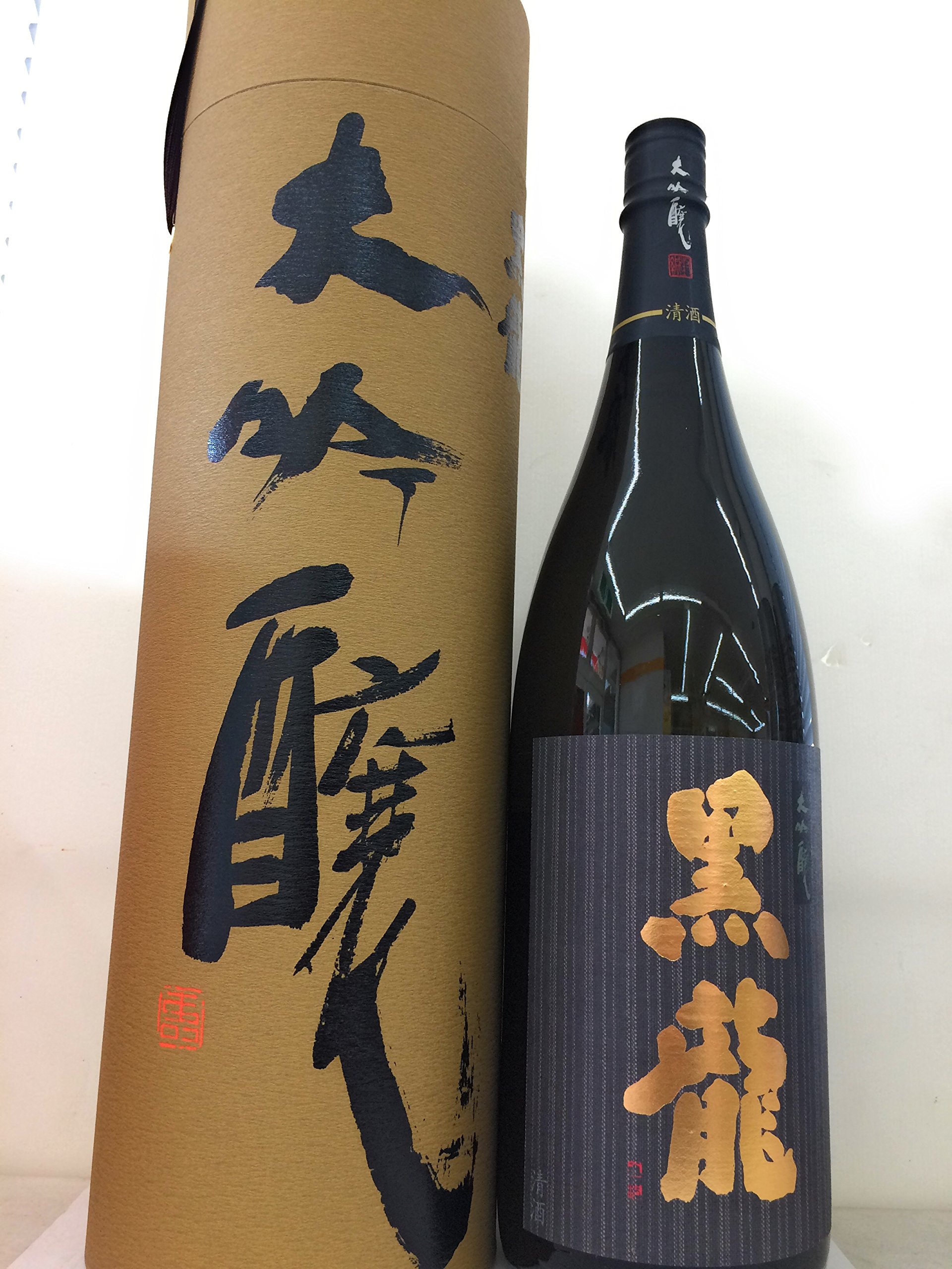 Amazon.co.jp: 黒龍 大吟醸 1800ml : 食品・飲料・お酒
