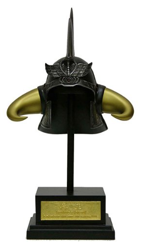 Amazon.co.jp: 北斗の拳 拳王（ラオウ） 兜 1/4スケール 通常版 : おもちゃ