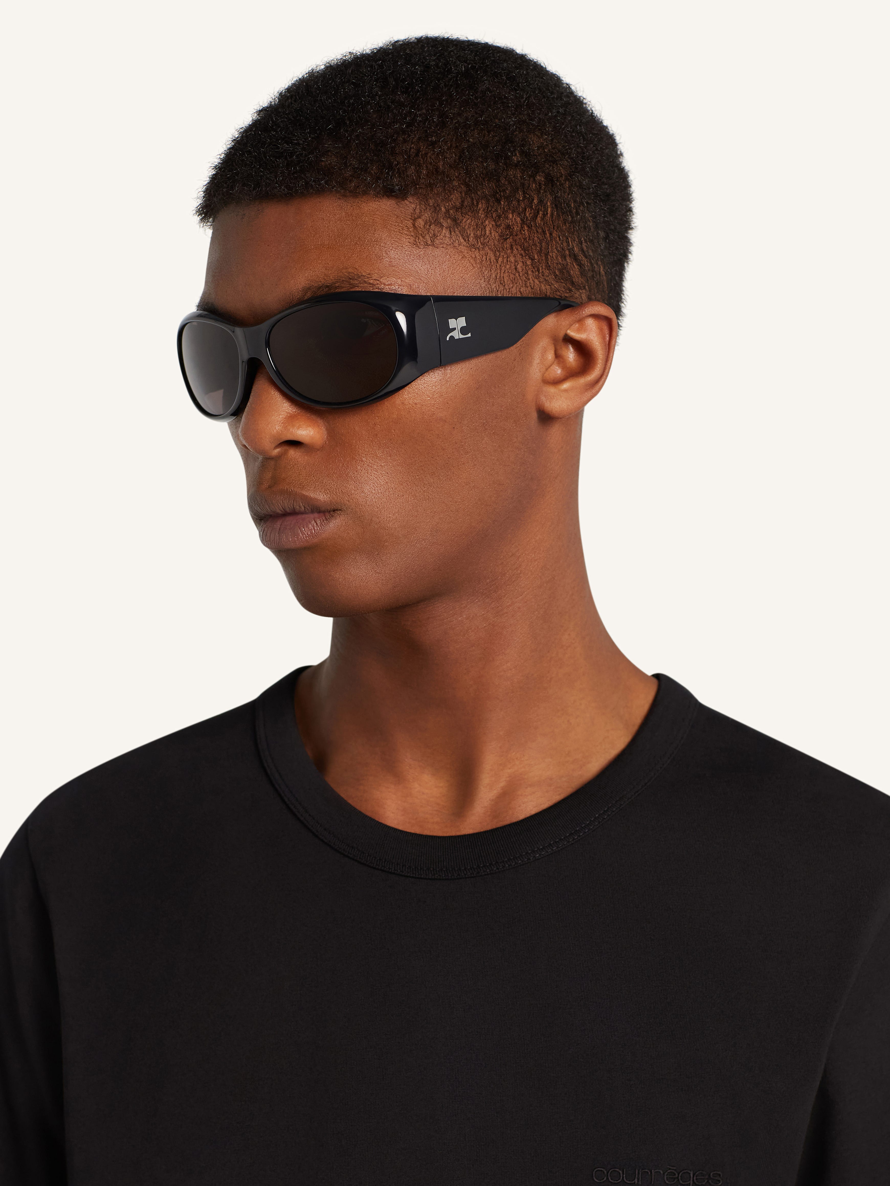 Sunglasses Women - courrèges