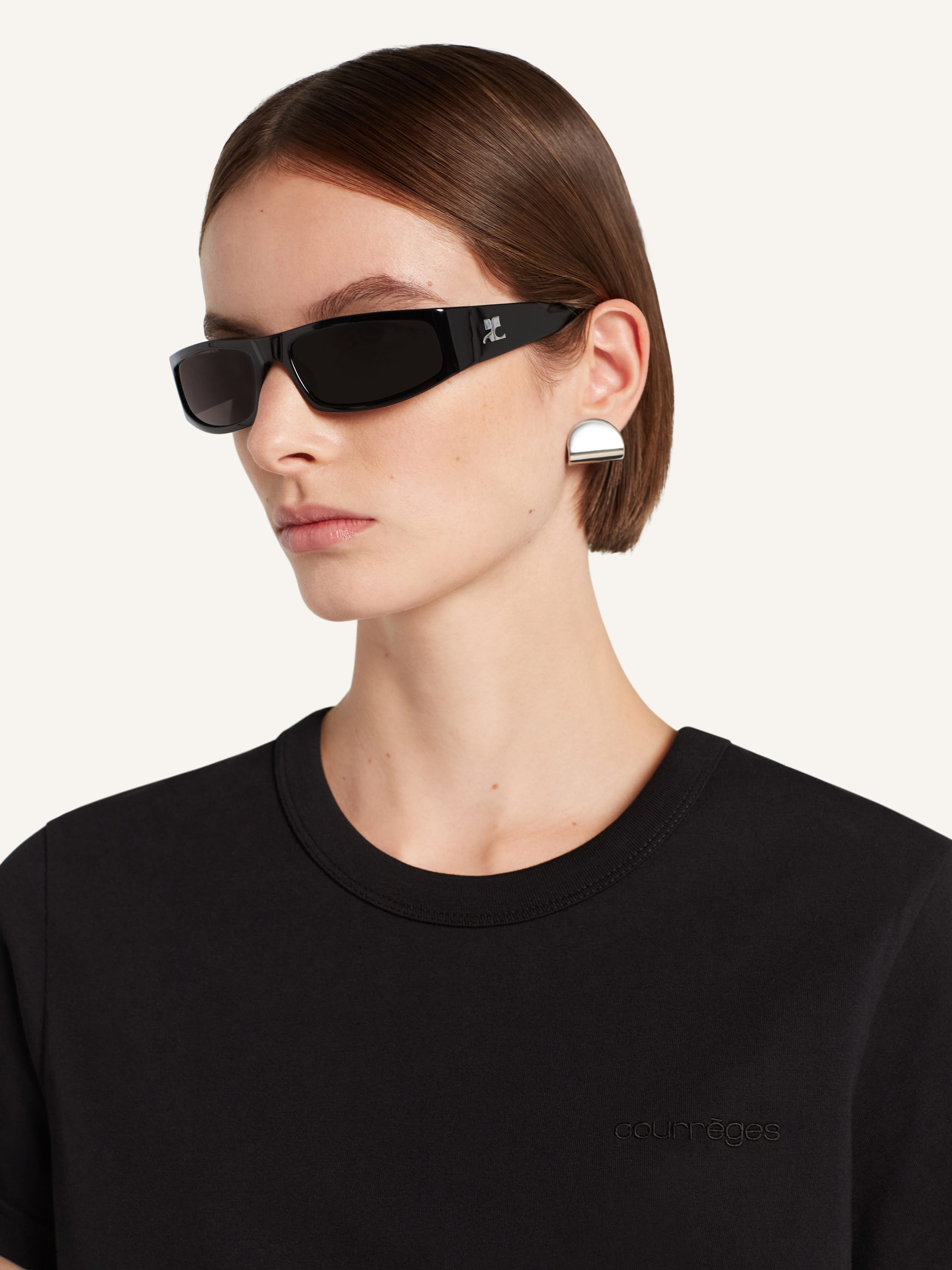 Sunglasses Women - courrèges