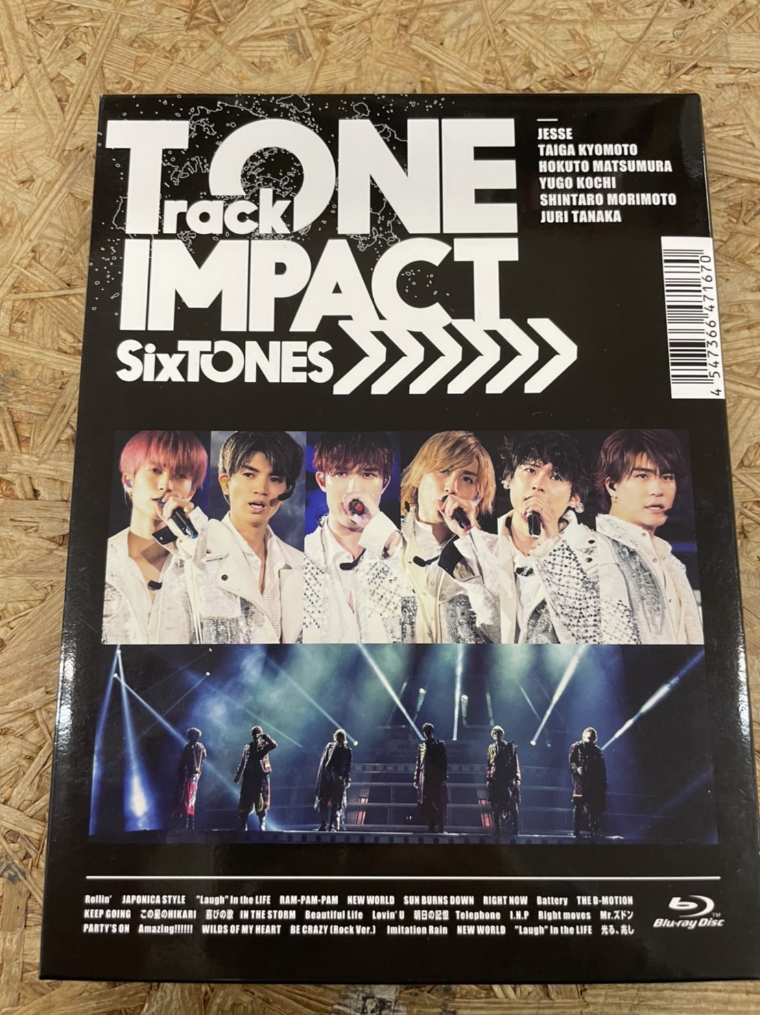 CD/DVD】買取情報です！◇SixTONES LIVE Blu-ray《TrackONE -IMPACT
