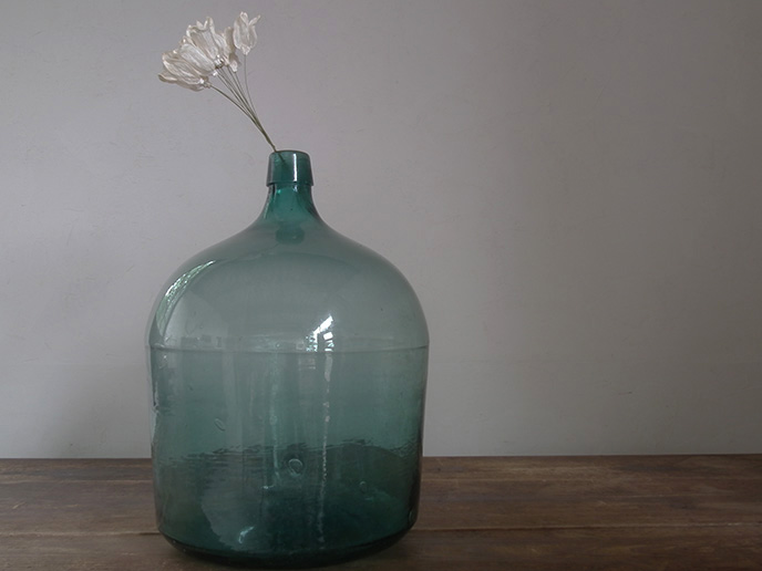 E01740 レトロ 色ガラス 古い特大青瓶 | MANSIKKA antiquesMANSIKKA