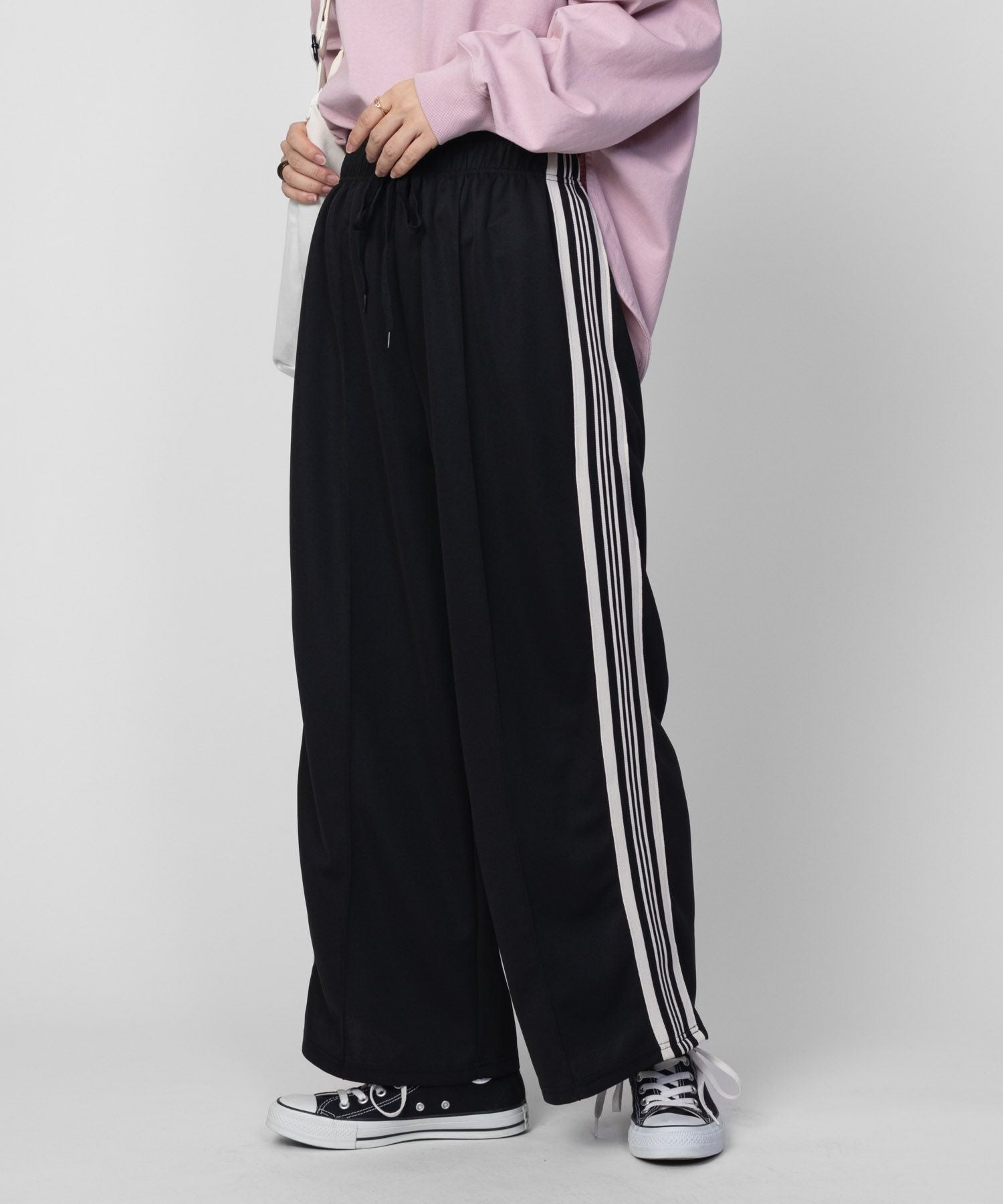 nAvy サイドラインパンツ レディース