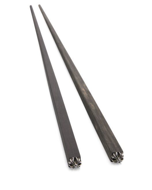 シルバーアクセサリーの「クロムハーツ」からなんと”お箸”が発売！お