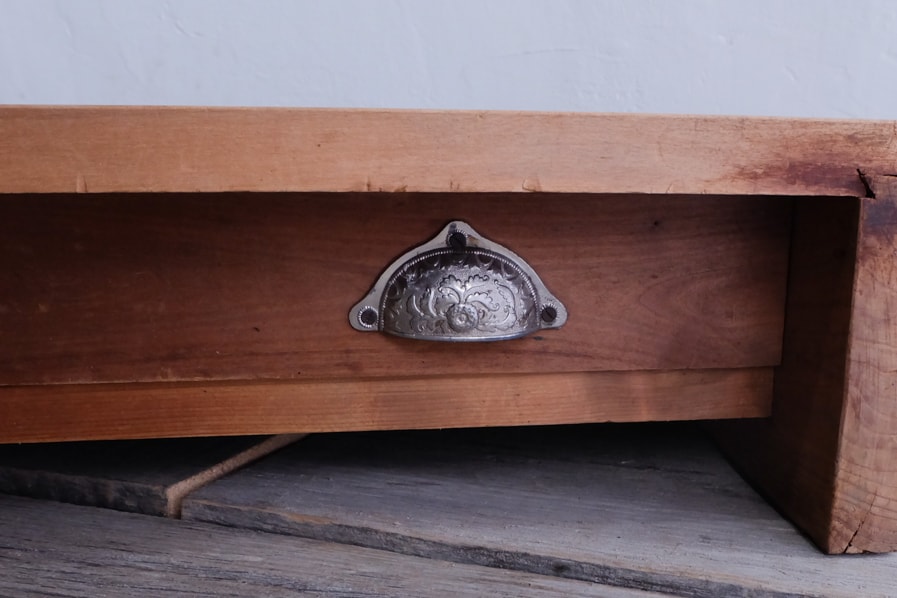 アンティークの長い裁ち台のテレビボードの通販 | ライフスタイル