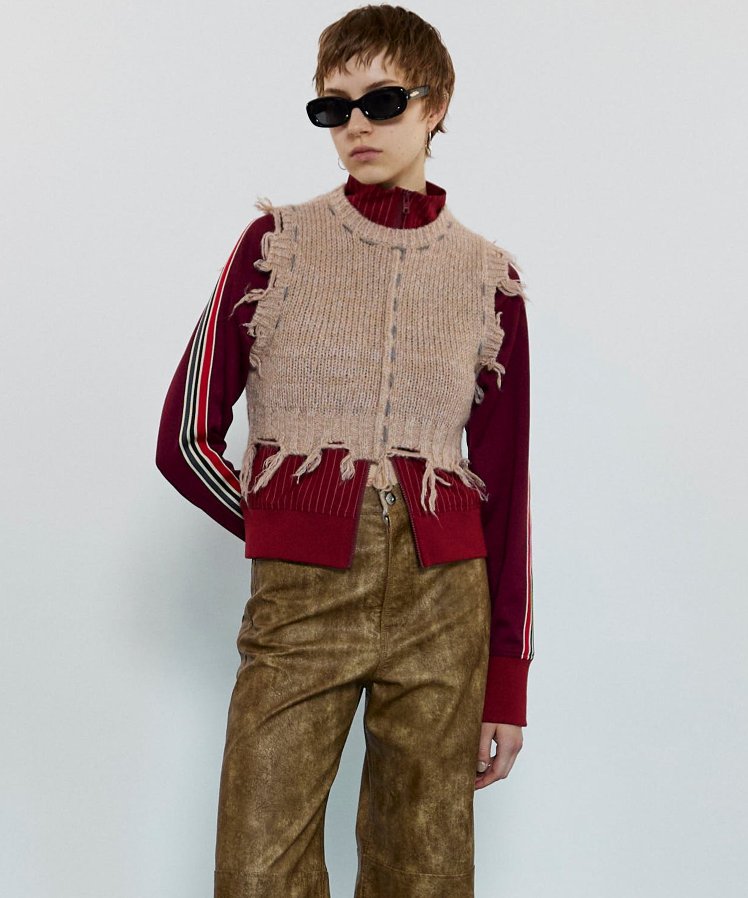 SALE】Distressed Effect Fringe Knit Vest