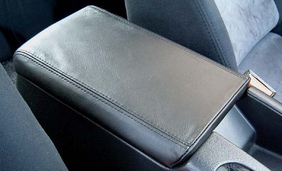 R32スカイライン アームレストカバー（コンソールリッドカバー）本革