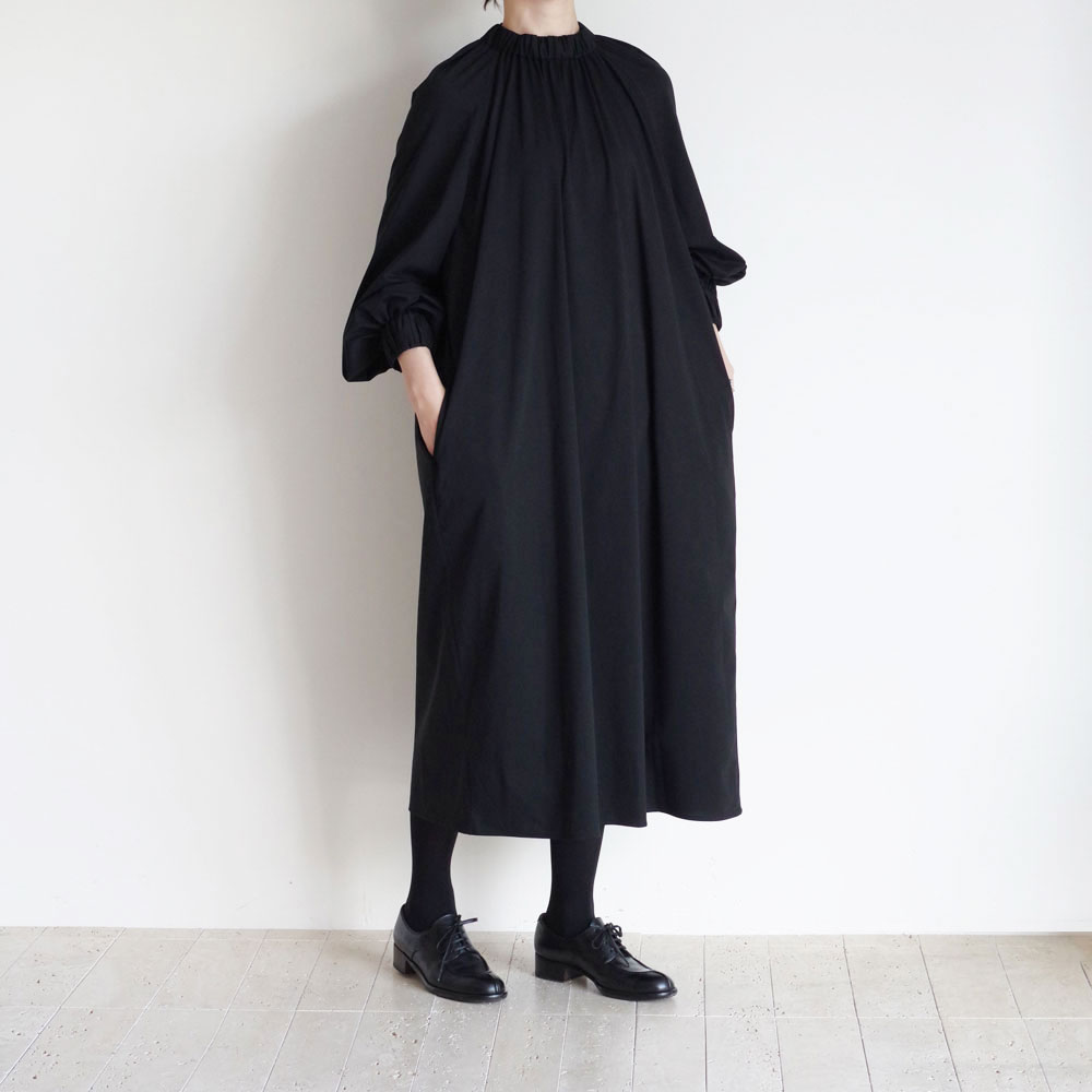 R&D.M.Co- オールドマンズテーラー : JERSEY HIGH NECK RAGLAN DRESS