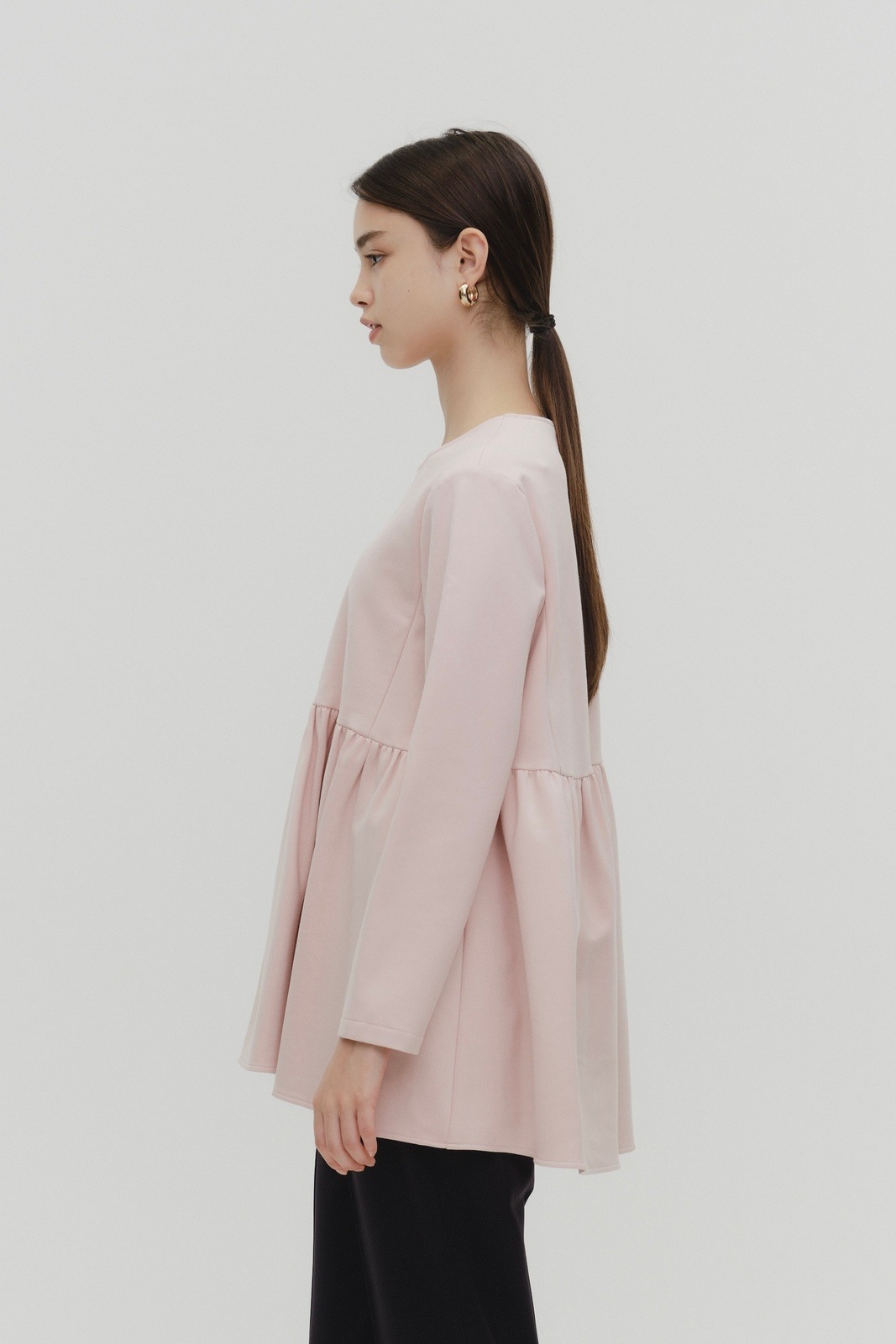 美品 yori ぬくぬくギャザーブラウス Black36 ぬくぬくギャザー