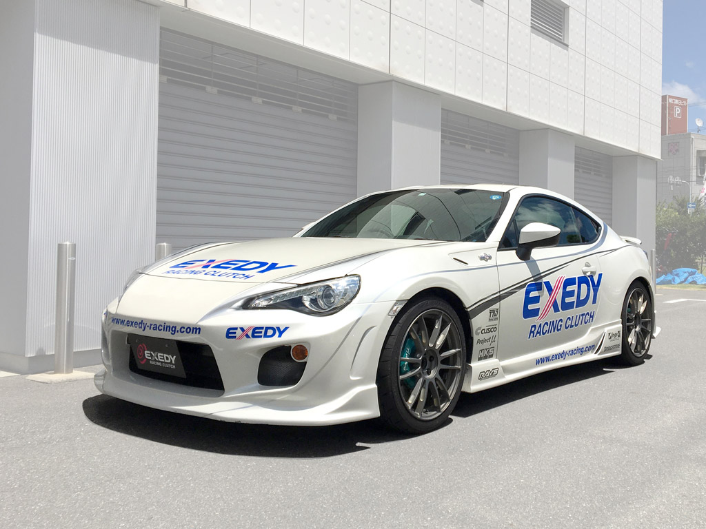 86/BRZ(ZN6/ZC6)用 カーボンDシングル 品番：TH08SDMC1 | 製品別